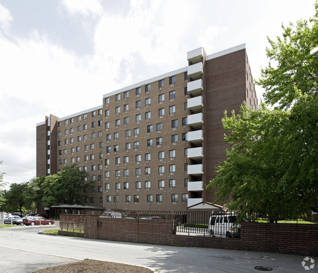 York Towne House - York Towne House Apartments