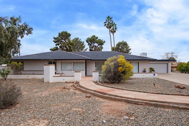 Building Photo - 5401 E Exeter Blvd Rental