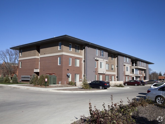 Primary Photo - Franklin Field Senior Apartments