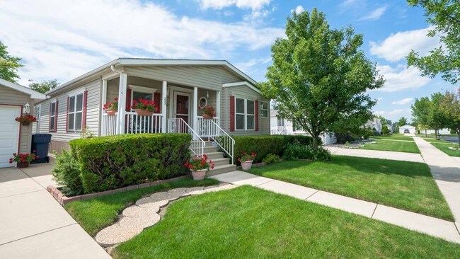 Photo - Maple Brook Apartments