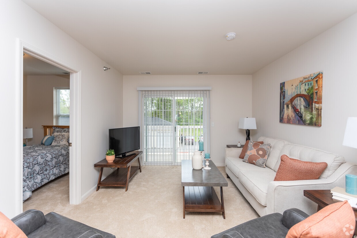Floor Plan - 2 bedroom, 1 bath