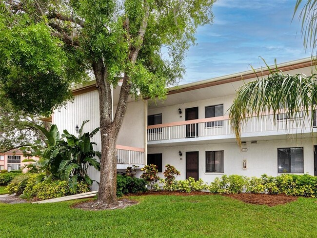Photo - 129 Lakeview Way Condo