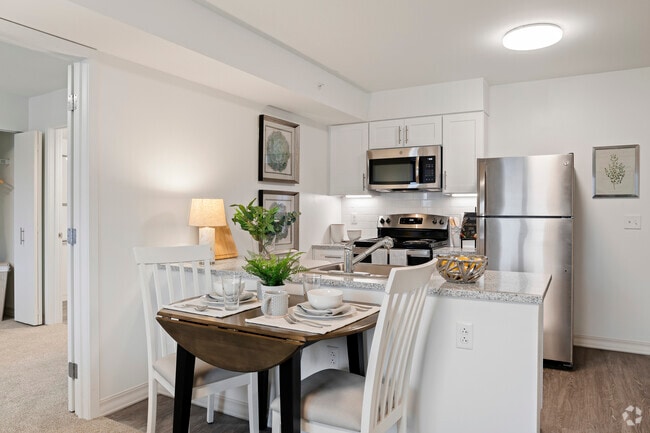 Fully Euipped Kitchen - Anthology of Olathe- Senior Living for 55+ Rental