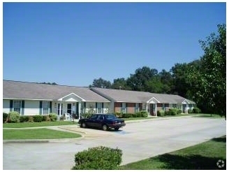 Primary Photo - Forest Ridge Apartments