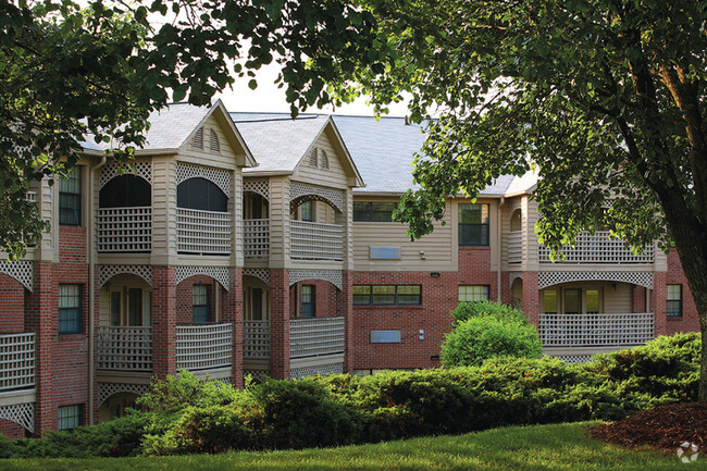 Building Photo - Colonial Hill Rental