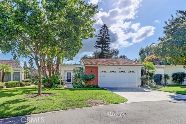 Building Photo - 3285 San Amadeo