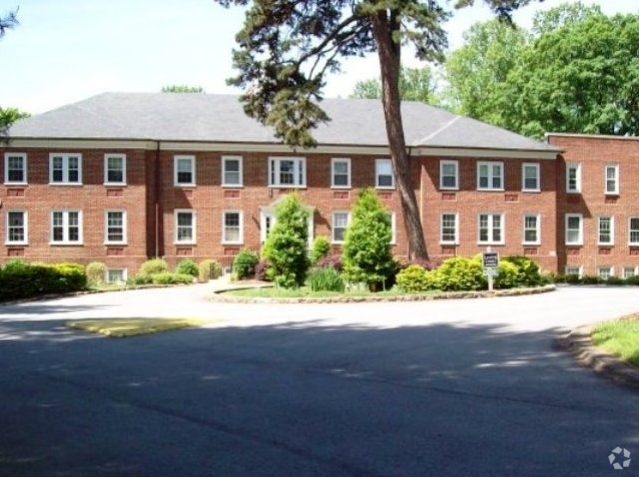 Building Photo - Chatham Woods Senior Apartments 55+