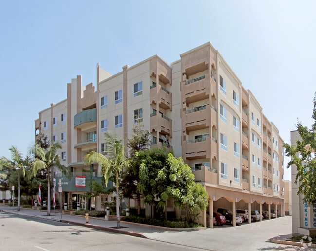 Building Photo - Casa Bonita Senior Apartments - 62 & Better