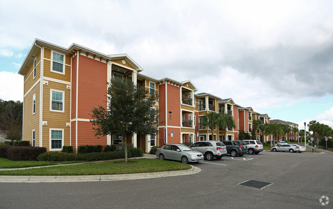 Building Photo - Grand Reserve Apartments