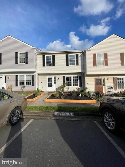 Photo - 2167 Mager Dr Townhome