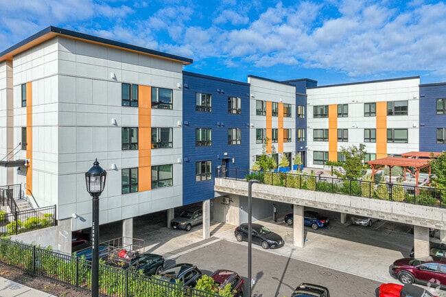 Building Photo - Sunset Gardens Rental