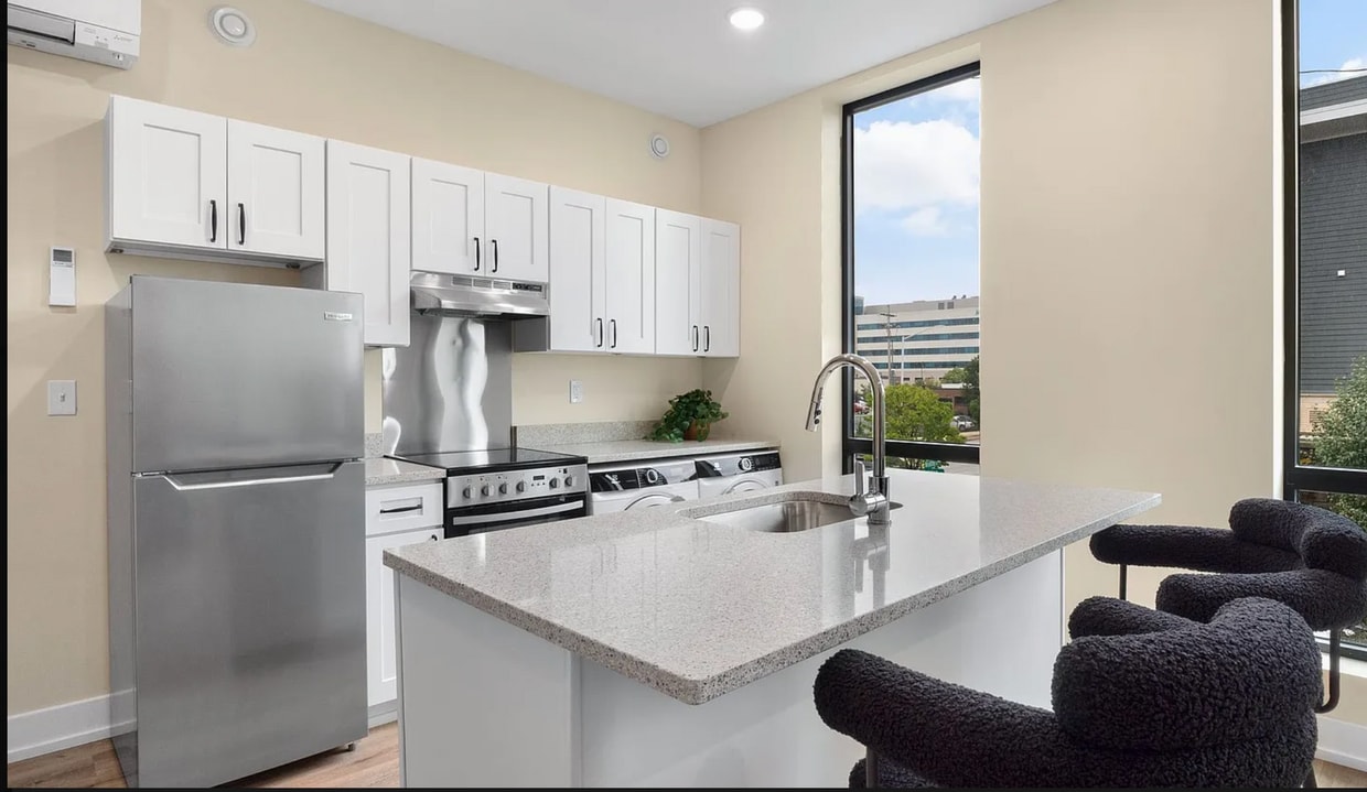 Floor Plan - One Bedroom Corner Unit 