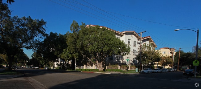 Photo - Belmont Village of Burbank Apartments