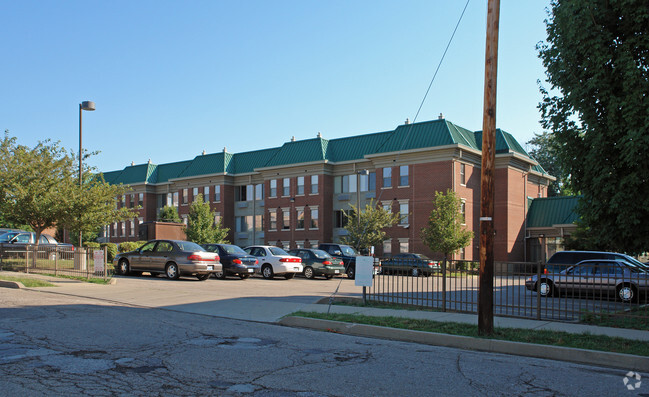 Saratoga Place Apartments - Saratoga Place Apartments