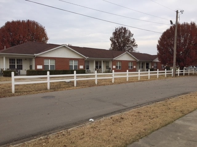 Primary Photo - Rosewood Rental