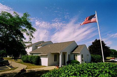 Photo - Totiakton Manor Apartments