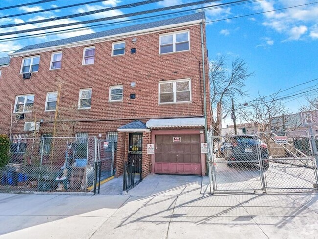 Building Photo - 40-11 56th St Rental