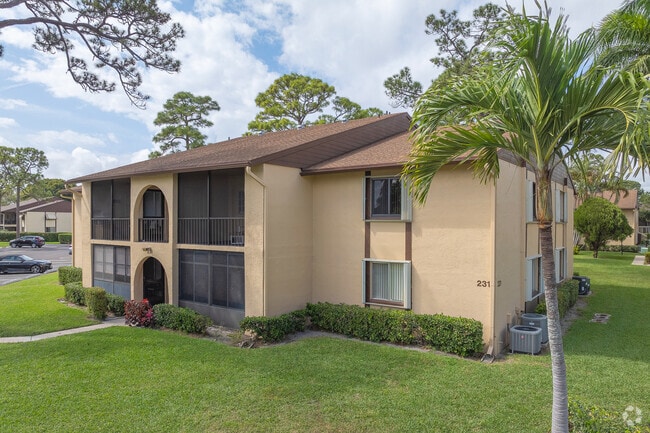 Photo - Pine Ridge Condominiums