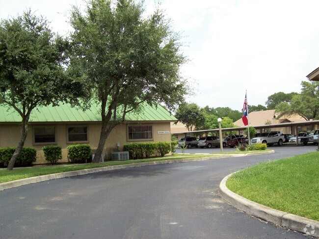 Building Photo - The Hills of Kerrville Rental