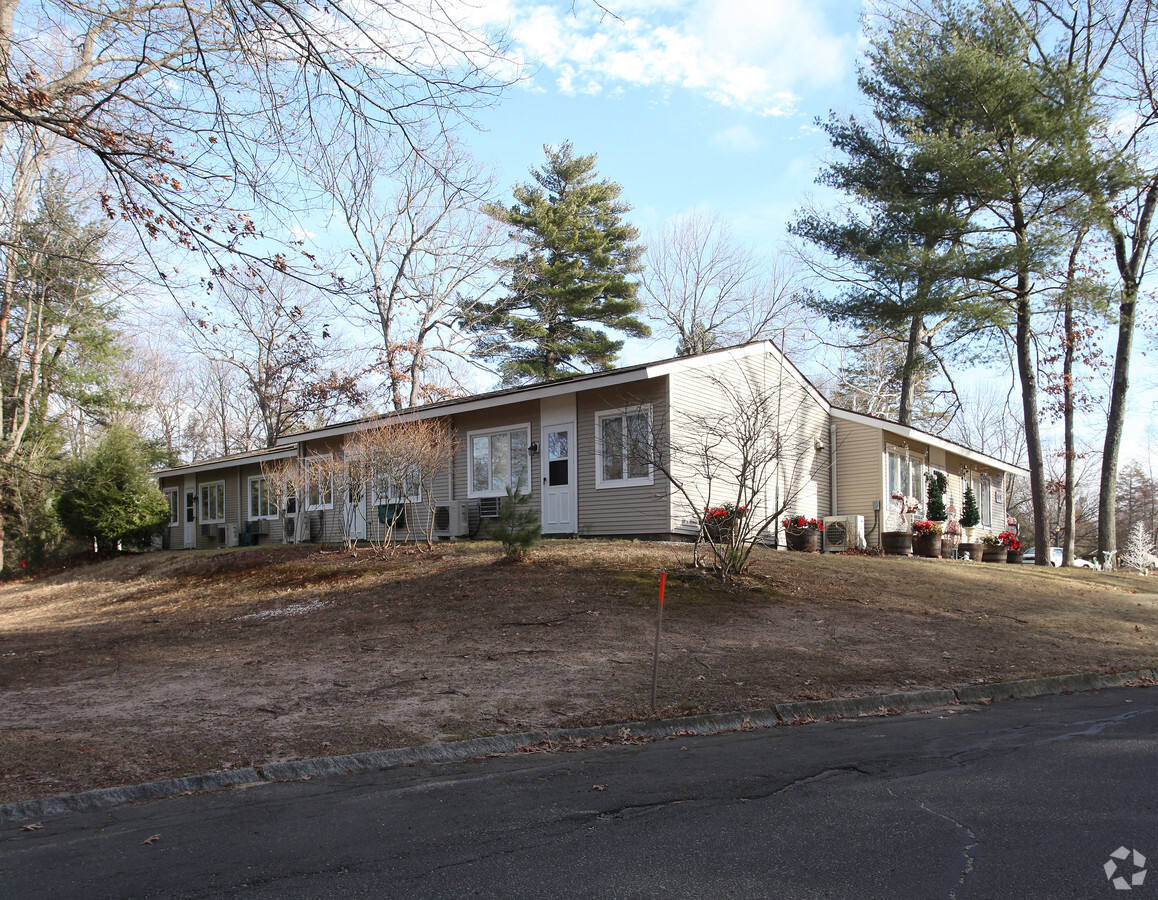 Photo - Dr. Owen L. Murphy Apartments