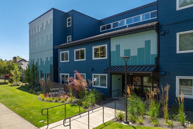 Tarkington Square Apartments - Tarkington Square Apartments