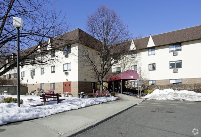 Building Photo - Highview Terrace Rental