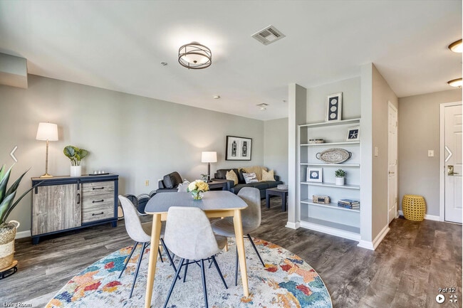 Living Area - Heritage at Augsburg Rental