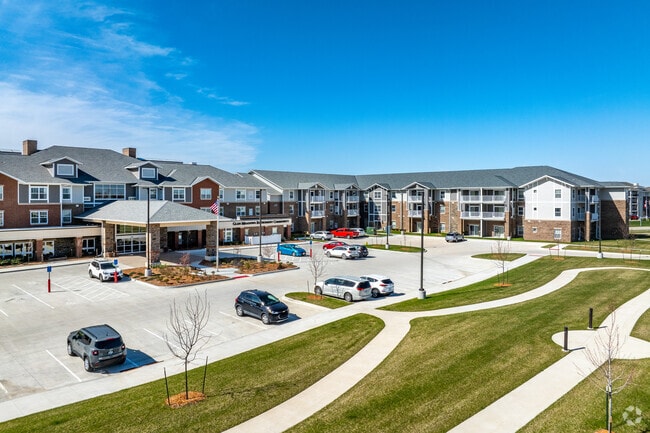 Building Photo - Glen Meadows Retirement Community Rental