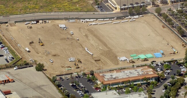 Building Photo - Vintage at Lockwood