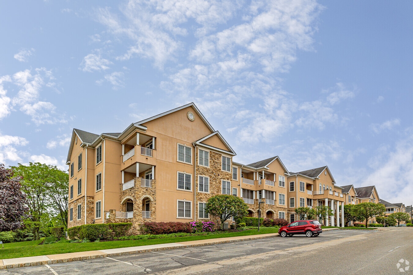 Fox Hills at Rockaway - Fox Hills at Rockaway Apartments