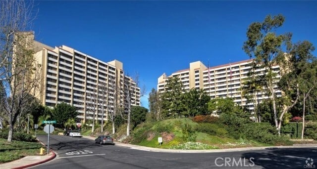 Building Photo - 24055 Paseo Del Lago Rental