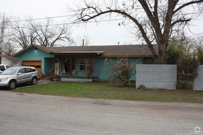 Building Photo - 957 Sanger Ave Rental