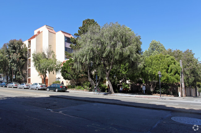 Photo - Francis of Assisi Apartments