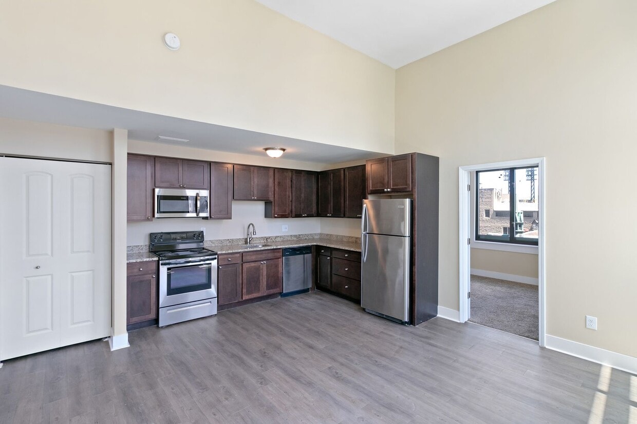 Floor Plan - B1 (Two Bedroom / One Bathroom)