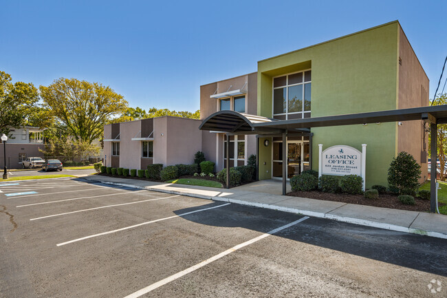 Building Photo - Jordan Square Senior Apartments