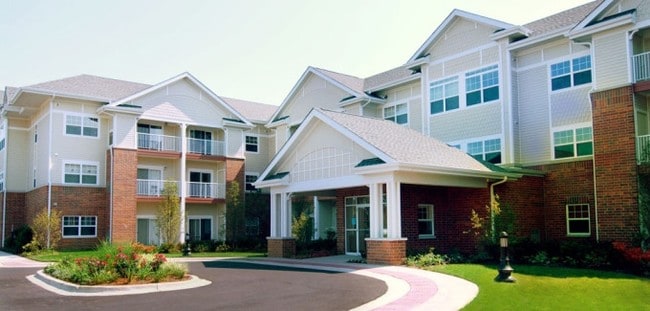 Building Photo - Bloomingdale Horizon Rental