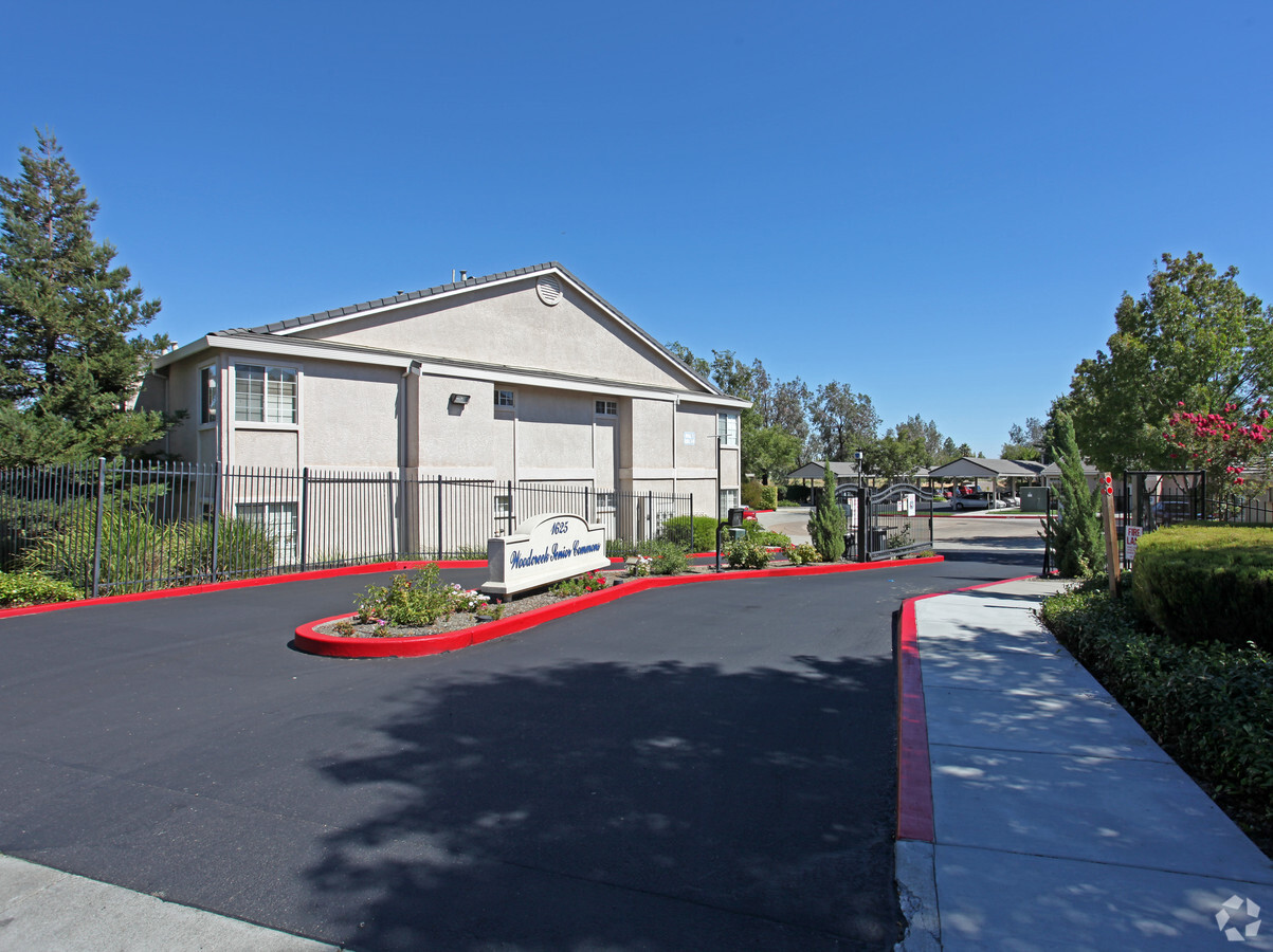 Woodcreek Senior Commons - Woodcreek Senior Commons Apartments