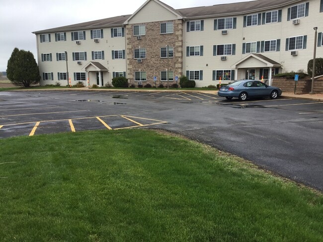 Building Photo - Rosewood Glen Senior Apartments (ages 55+)