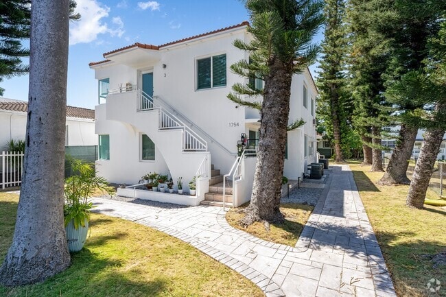 Building Photo - 1754 Marseille Dr Rental