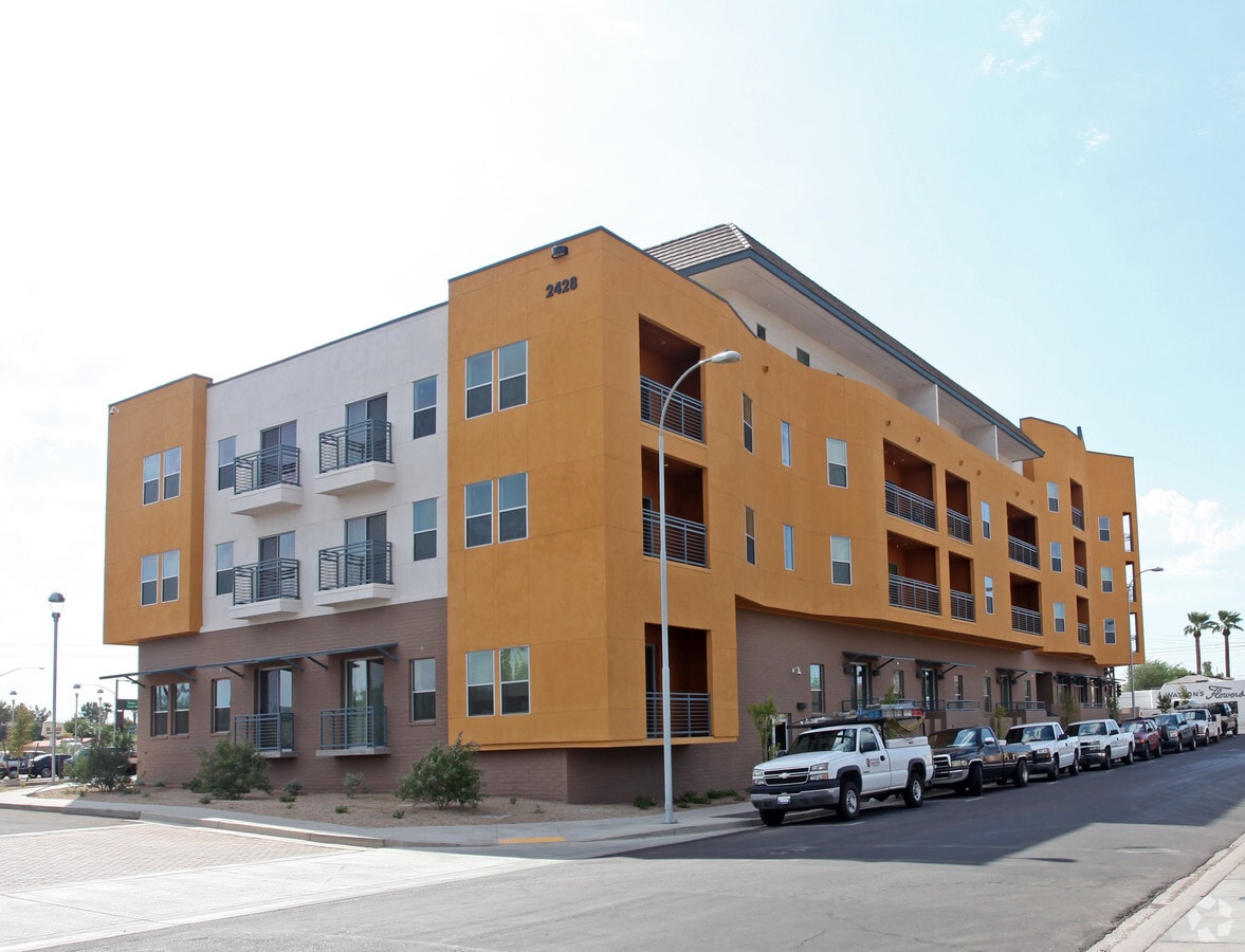 Apache ASL Trails Apartments Tempe, Arizona 0 unit available After55