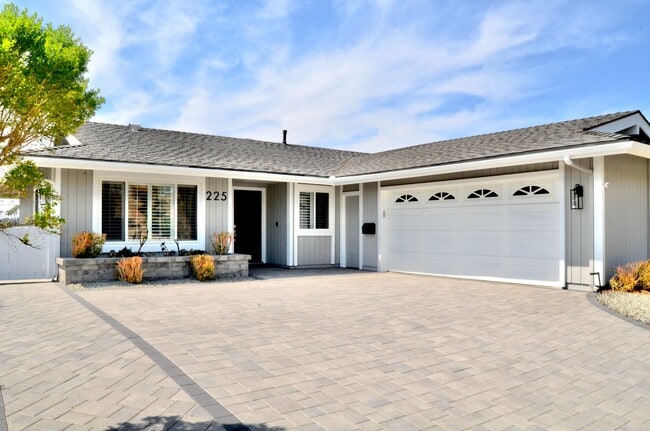 Photo - 225 Via San Andreas Rental