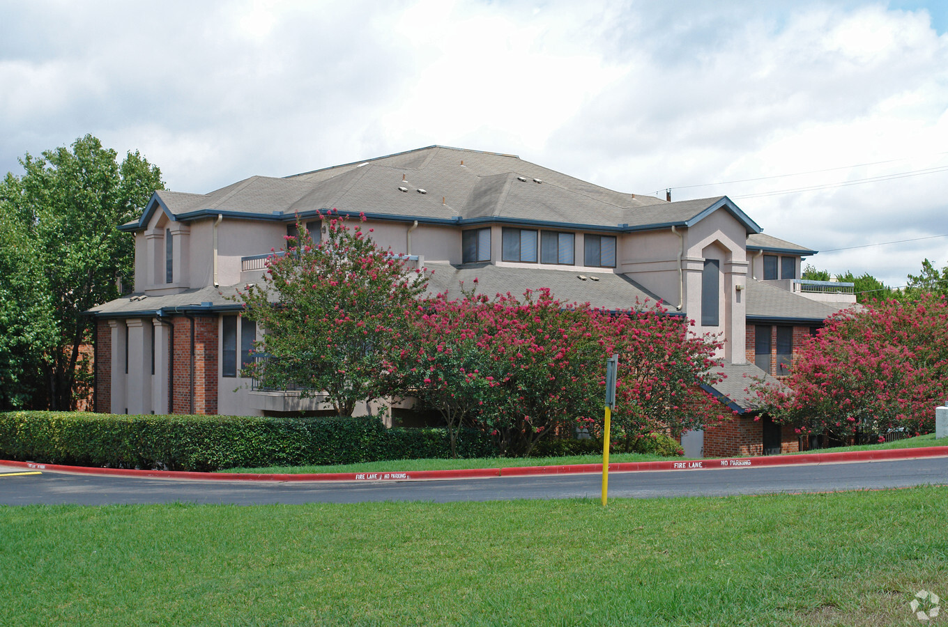 The Continental Retirement Community - The Continental Retirement Community Apartments