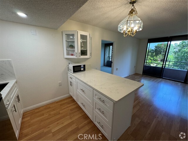 Building Photo - 24055 Paseo Del Lago Rental
