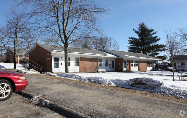 Building Photo - Laurel Acres Rental