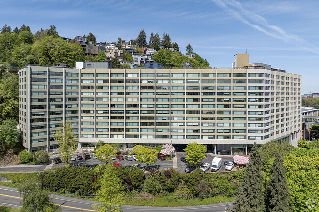 Photo - Parkview at Terwilliger Plaza Apartments