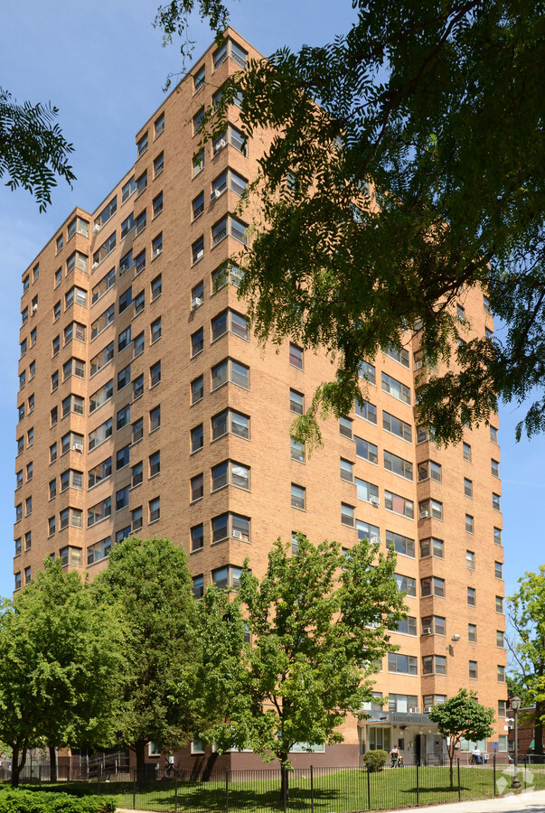 Photo - Harrison Plaza Apartments