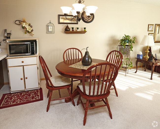 Dining Room - Eastwood Village Senior Townhomes