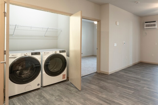 Building Photo - Layton Preserve