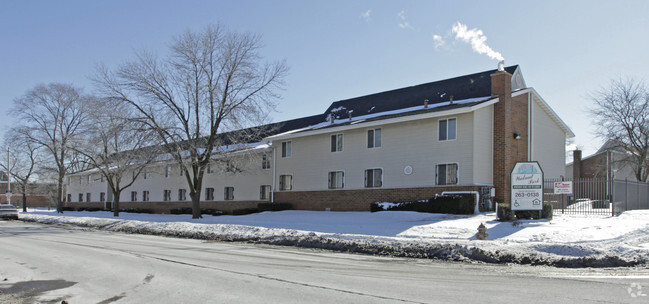 Building Photo - Walnut Park Apartments