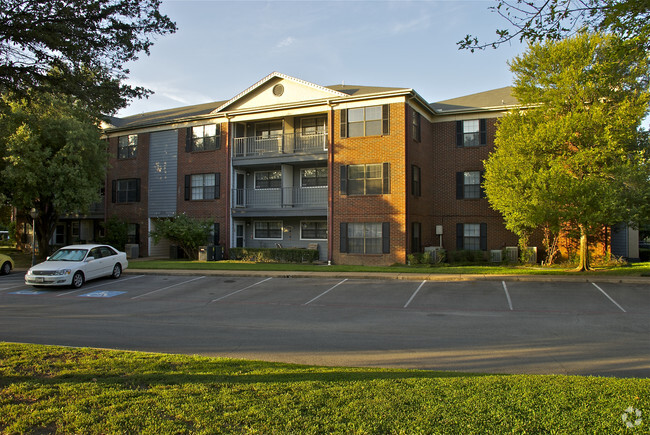 Parkwood Retirement Community - Parkwood Retirement Community Apartments